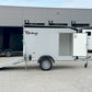 Cheval Liberté Debon C255 V2 Honeycomb – 750 kg Kofferauflieger, schwarz/grau, mit Seitentür