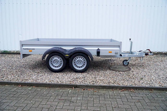 Humbaur ha 253015 – Flachaufbau – 2,5 t – 3,03 m x 1,5 m x 0,35 m – Frontklappe – gebremst