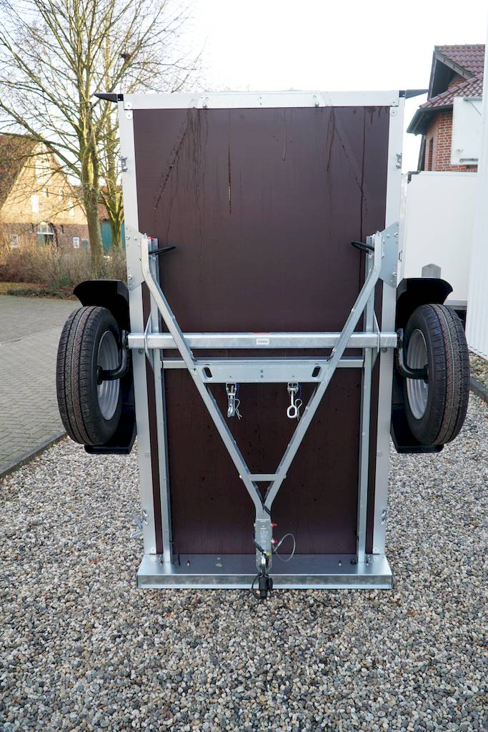 Humbaur Startanhänger – Flachprofil – 750 kg – 2,05 m x 1,09 m x 0,3 m – Verzinkt