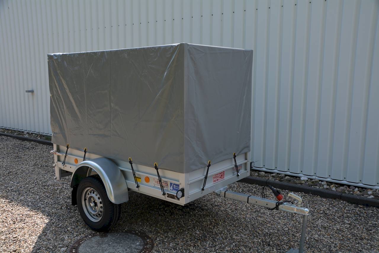 Koch U2 Anhänger – geschlossener Anhänger – 750 kg – 2,05 m x 1,05 m x 1,3 m – verzinkt